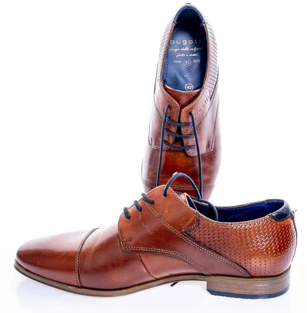 Schuhe Bugatti Schnürer Braun, Neuwertig! 42 – Bild 4