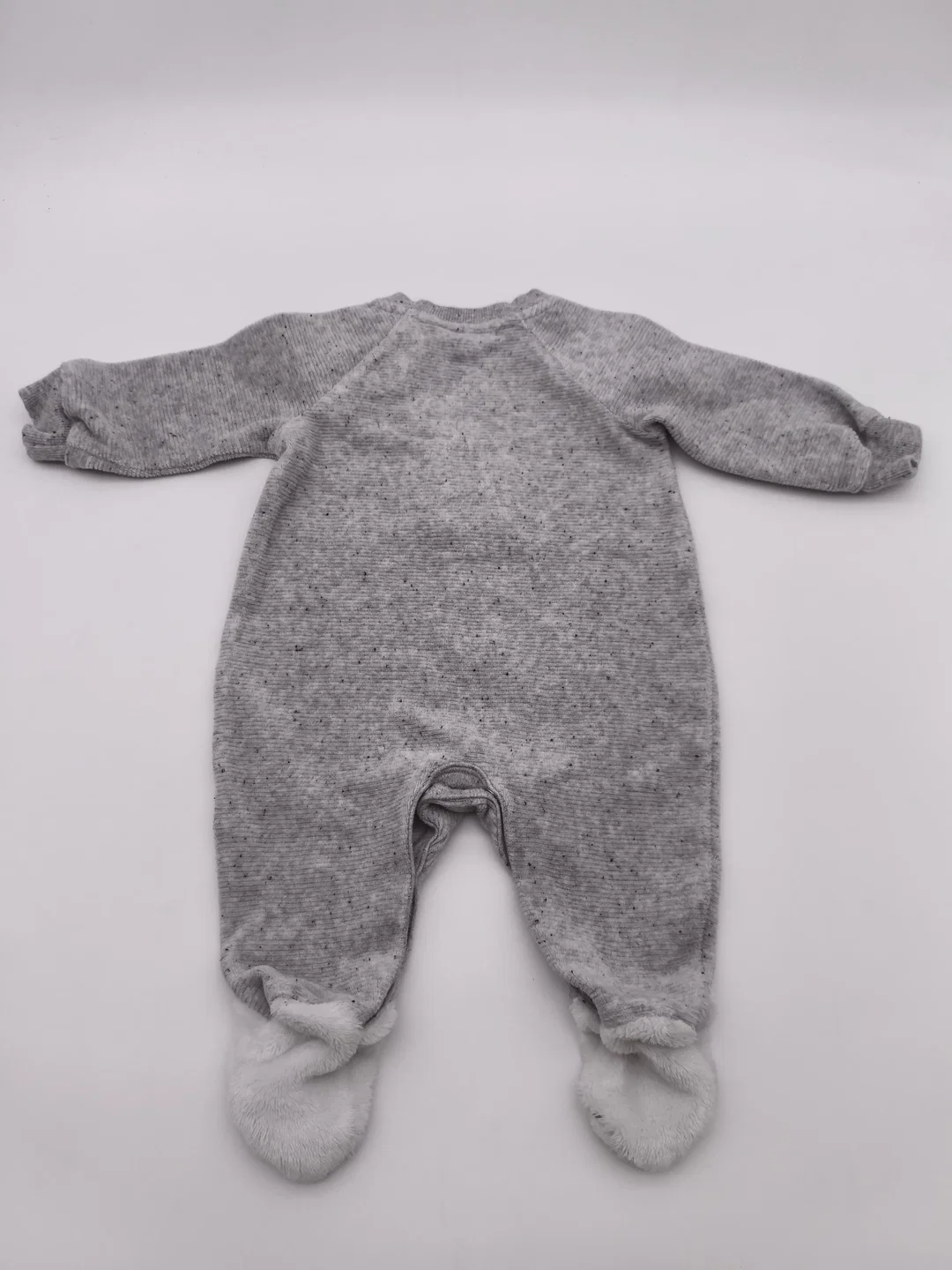 2er Baby-Strampler, Gr. 62, "Der Grinch" und süßer Bärenstrampler, gratis Sterntaler-Strumpfhose dazu – Bild 5