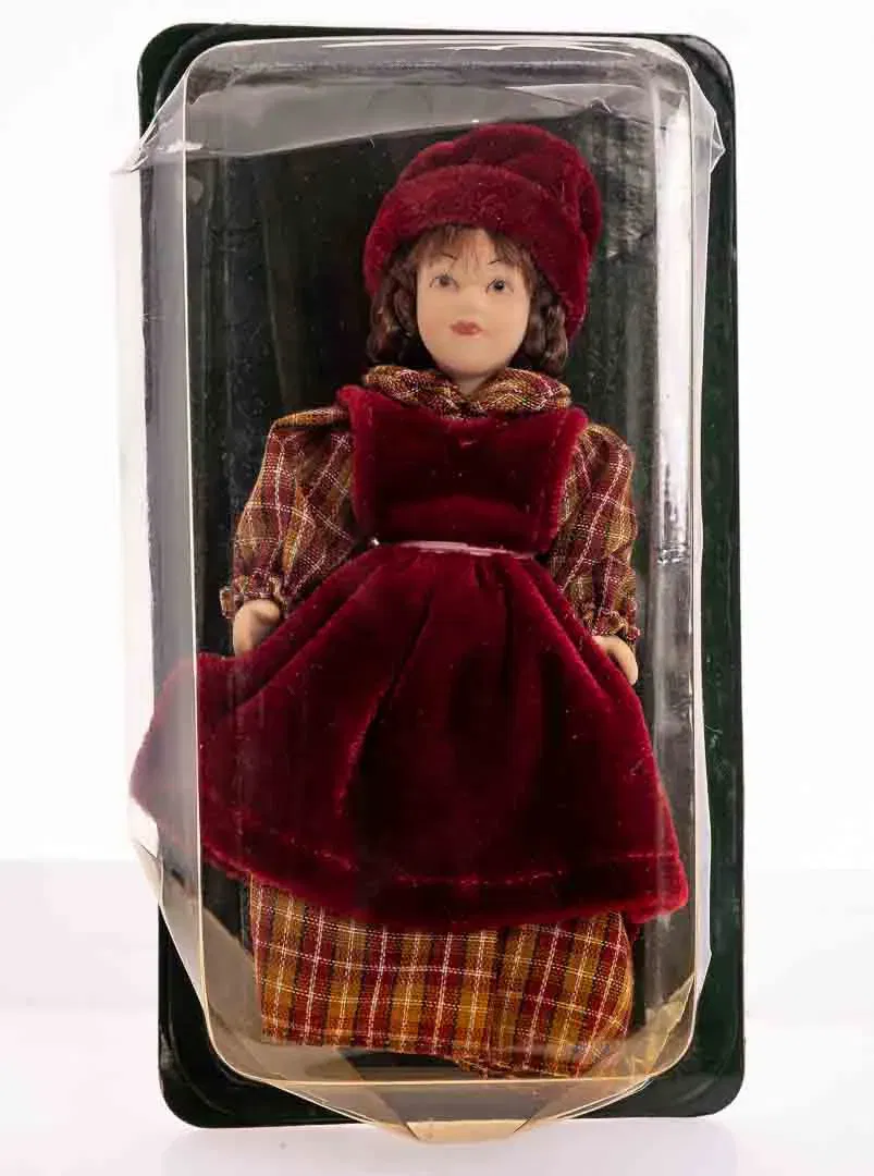  DE AGOSTINI Sammlerpuppe / Porzellanpuppe, Höhe 15cm - Bild 1