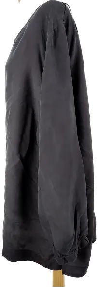 Bluse 'Canda", langarm mit Rundhalsausschnitt und kleinem Knopf, schwarz, Größe 50 – Bild 2