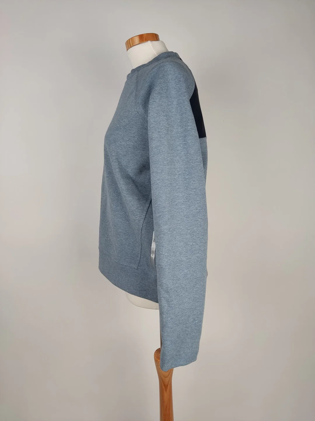 Alpha Tauri - Damen Pullover Gr. S – Bild 2