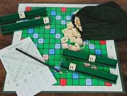 Scrabble Original. Der Stein des Weisen - Mattel – Vorschau 3